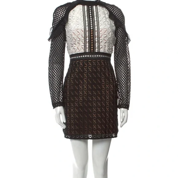 Self Portrait
Guipure-Lace Mini Dress - Picture 4 of 5